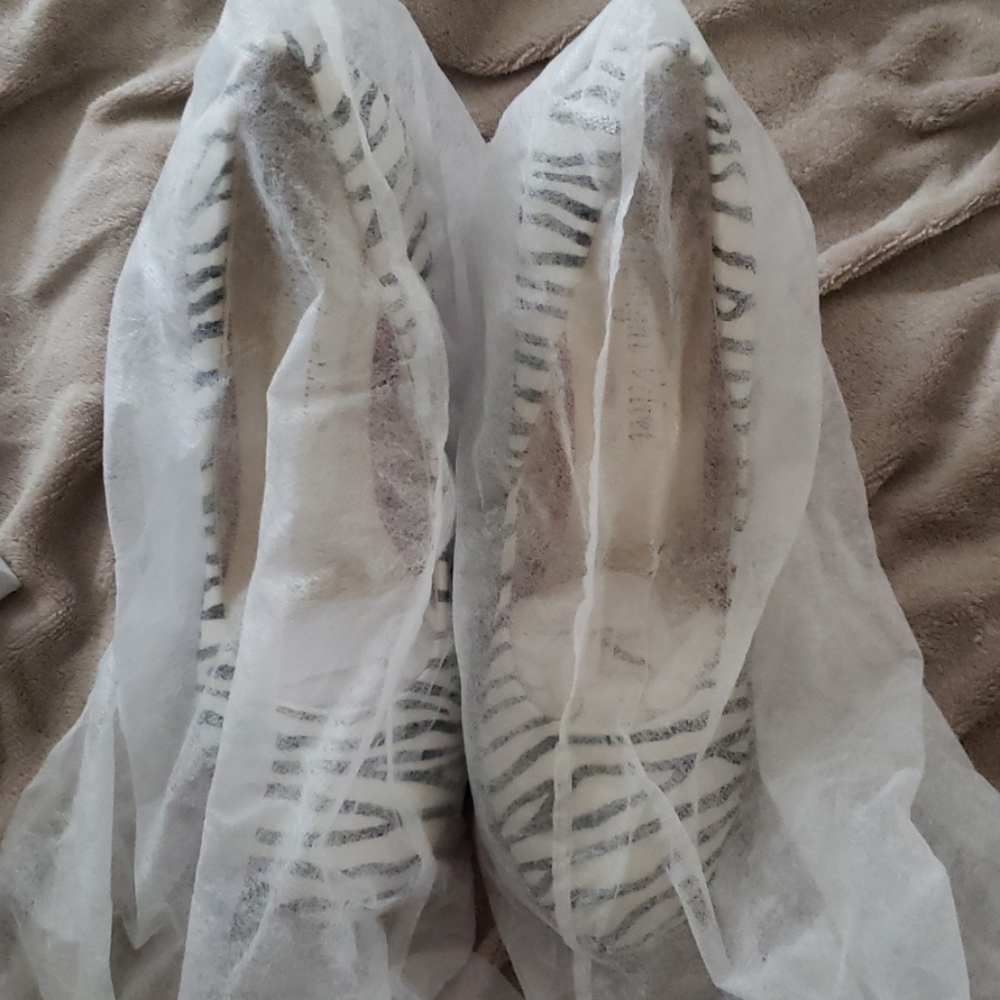 High heel shoes